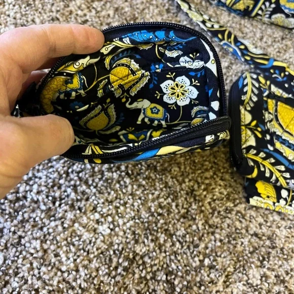 Vera Bradley crossbody, checkbook, wallet, tech holder - Picture 8 of 11